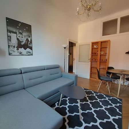 Warsaw Holiday Apartment Ngoại thất bức ảnh